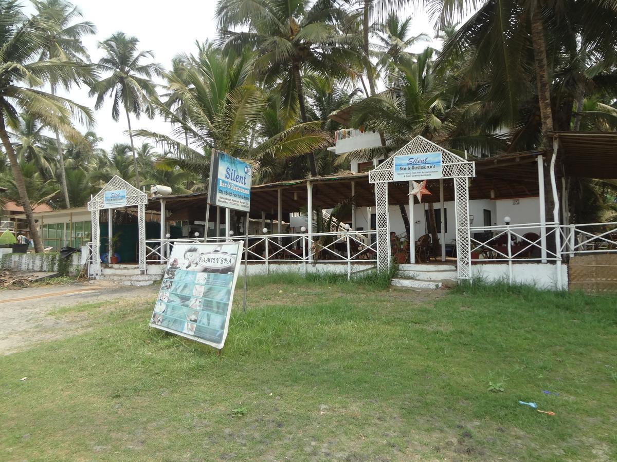 Silent Resort Mandrem Exterior photo